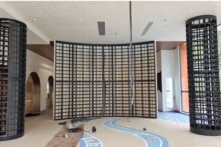 上海穿戴設(shè)備柔性LED顯示屏廠家直銷 來電咨詢 上海碩百光電供應(yīng)