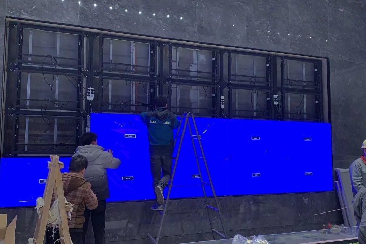 上海高亮炫彩LED透明屏費用 客戶至上 上海碩百光電供應