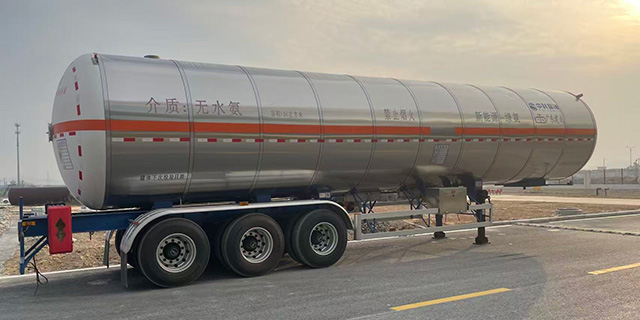 河南工業(yè)氣體運輸半掛車維護指南 廣東建成機械設(shè)備供應(yīng)