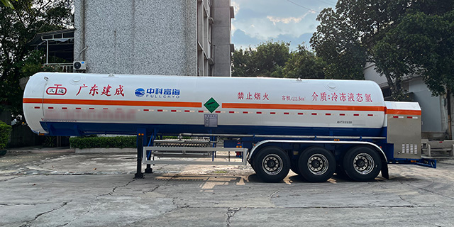 河北工業(yè)氣體運輸半掛車維護指南 廣東建成機械設備供應