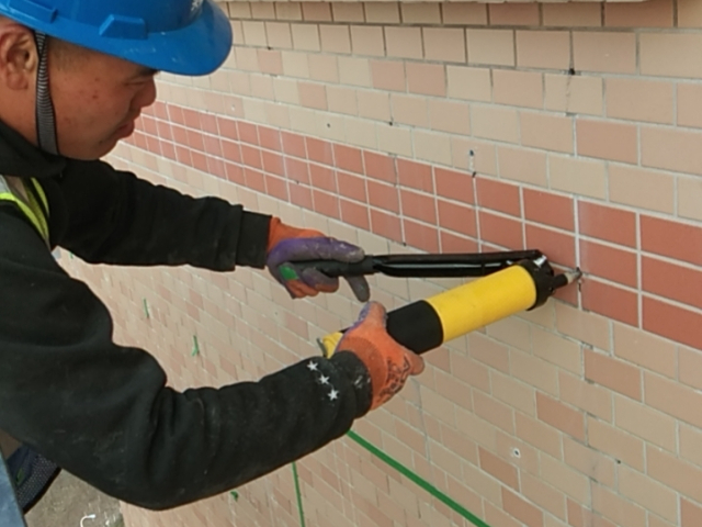 四川高层建筑外立面安全隐患,外立面安全