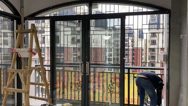 148重型觀景推拉窗