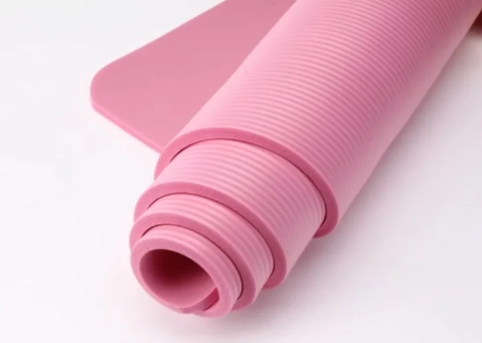 橡塑板與瑜伽墊之間存在什么關(guān)系