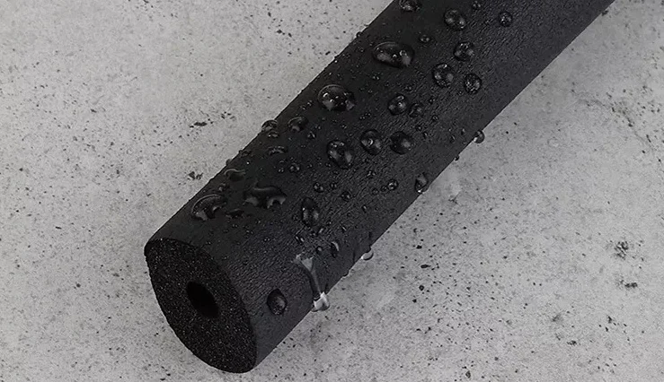 橡塑保溫管被雨水打濕還可以使用嗎?
