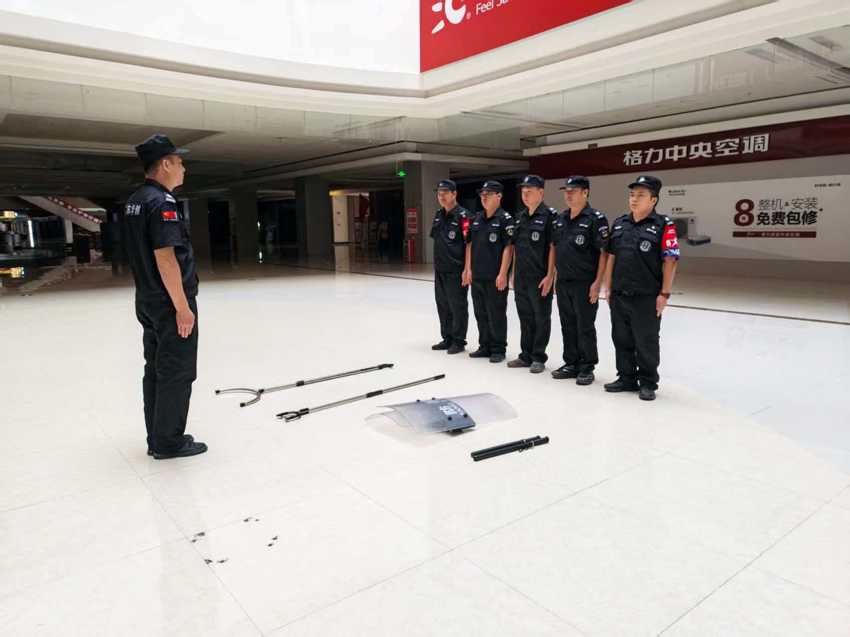 面對(duì)突發(fā)危機(jī)，一支訓(xùn)練有素的保安隊(duì)能做些什么？