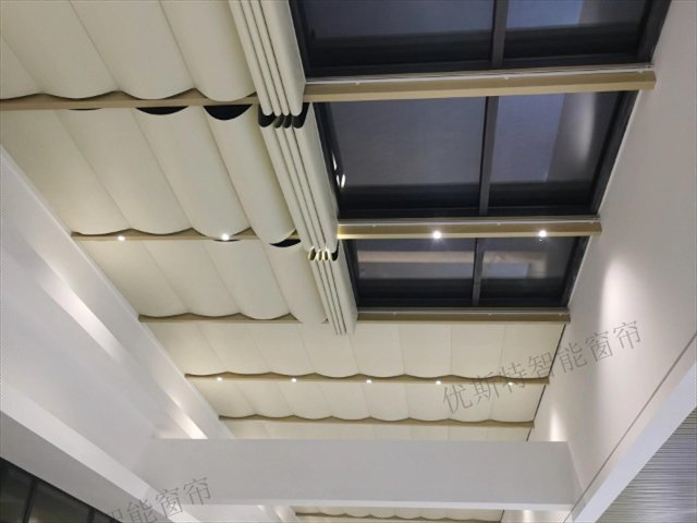镇江FSS卷轴天棚帘工程承接,天棚帘
