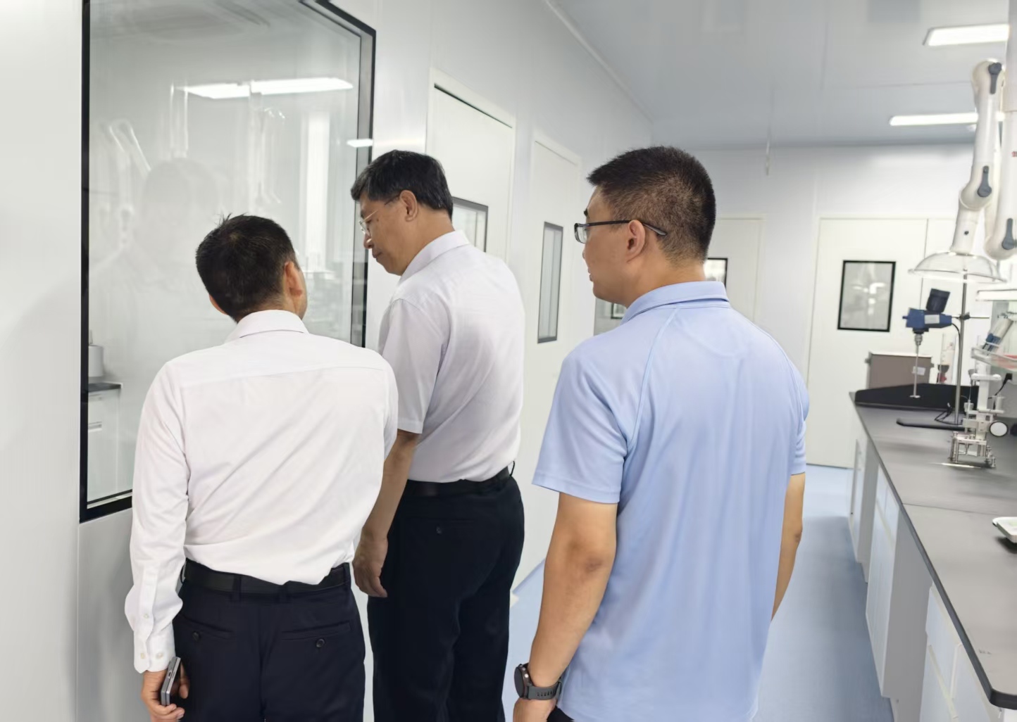 诺泽微纳米技术卓越中心