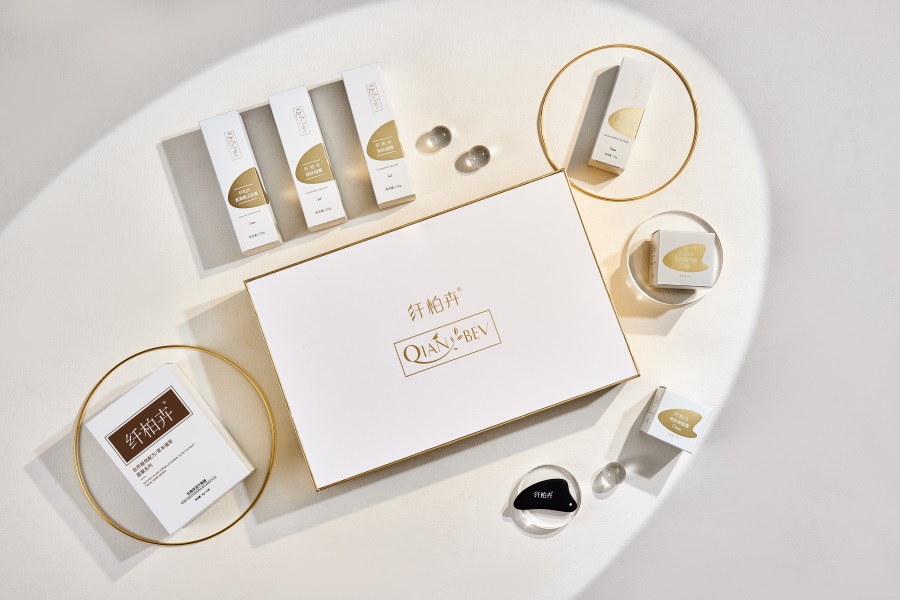 纖柏卉貫絡妍套盒