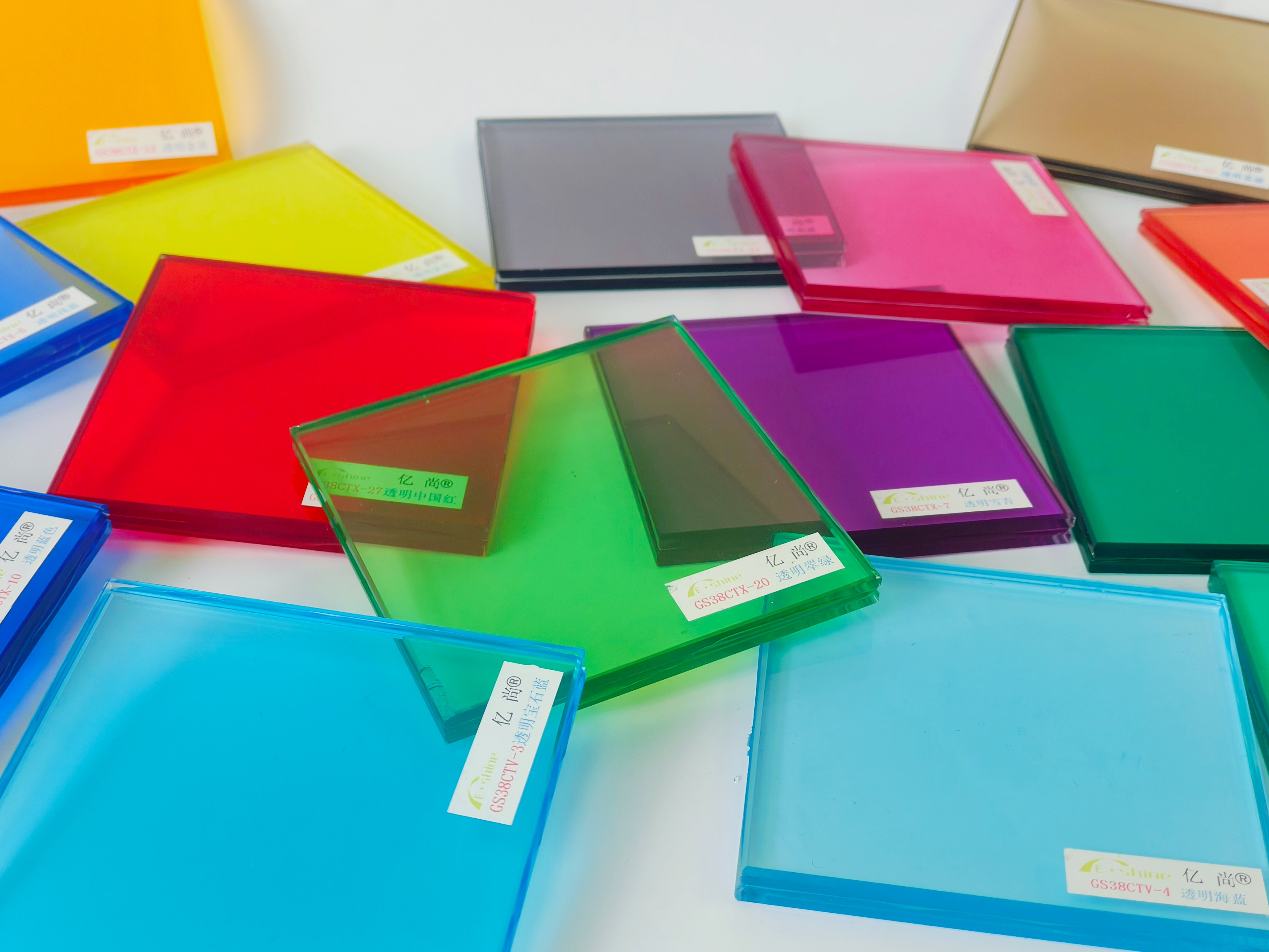 南京億尚彩色EVA膠片更新上線