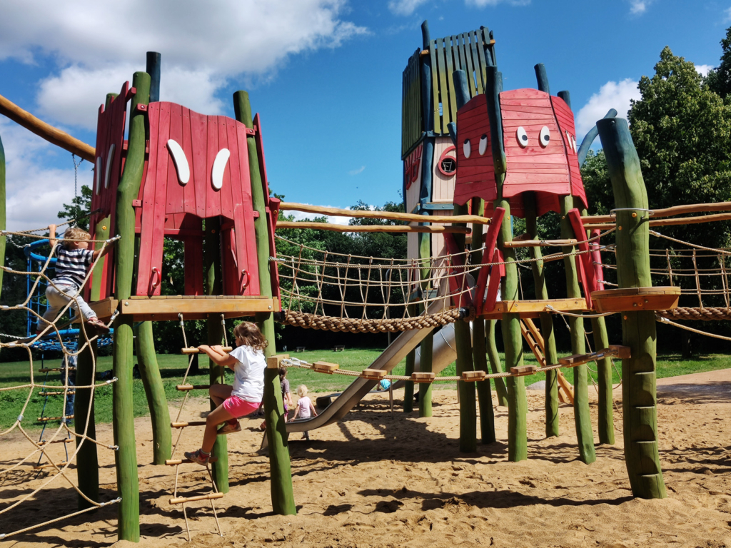 無動(dòng)力兒童樂園