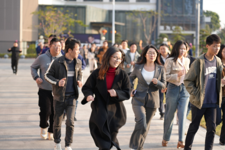 2025成長吧，我們的信仰！創(chuàng)新涂飾技術(shù)，共創(chuàng)美好生活！