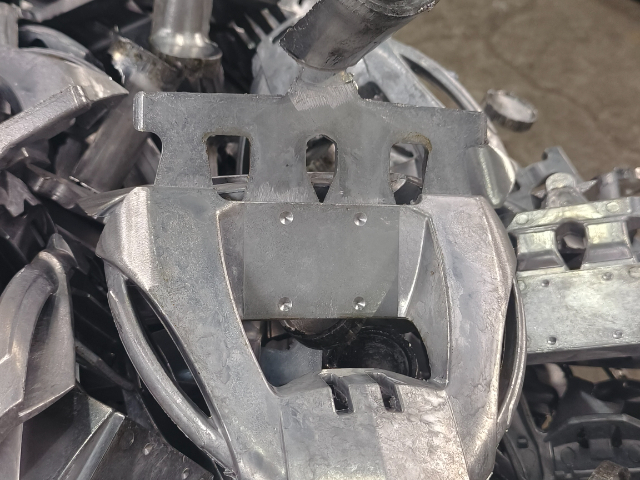 四川醫(yī)療鋁壓鑄件加工精密打孔 誠信互利 常州炎能電力供應(yīng)