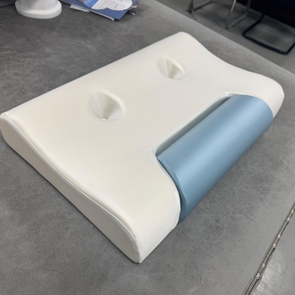 專注解決兩大睡眠痛點：鑫希陽雙感牽引護耳枕，讓側睡與頸椎都舒適