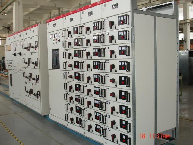 合肥標(biāo)準(zhǔn)GCS低壓抽出式開關(guān)柜優(yōu)良選材 來電咨詢 滁州百川匯龍電力開關(guān)設(shè)備供應(yīng)