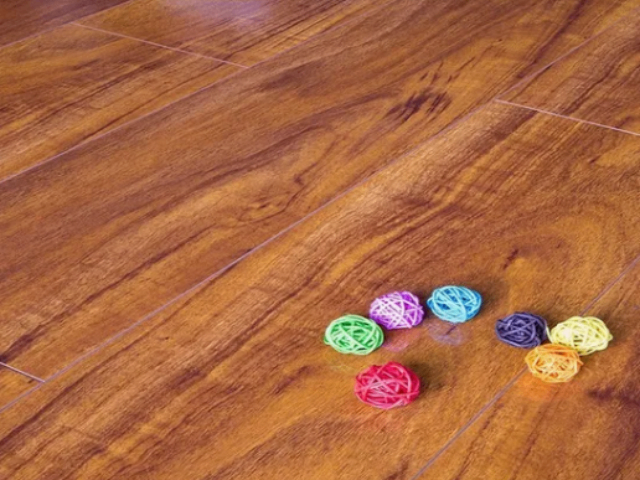 海南本地光滑表面系列强化地板,光滑表面系列强化地板