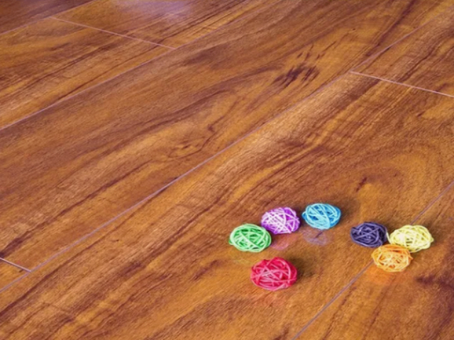 山西光滑表面系列强化地板供应商,光滑表面系列强化地板