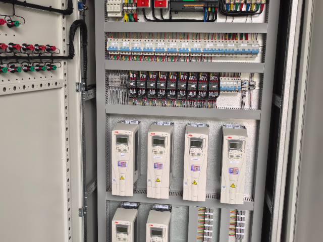 黑龍江雙電源配電柜報(bào)價(jià) 湖北中羅電氣科技供應(yīng)