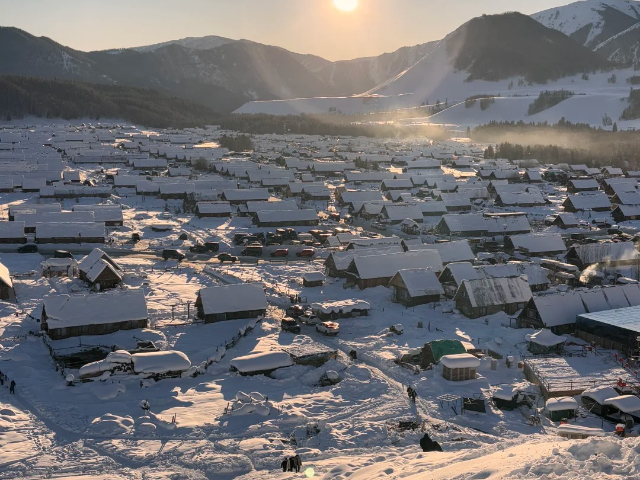 青海亲子游新疆跟团游