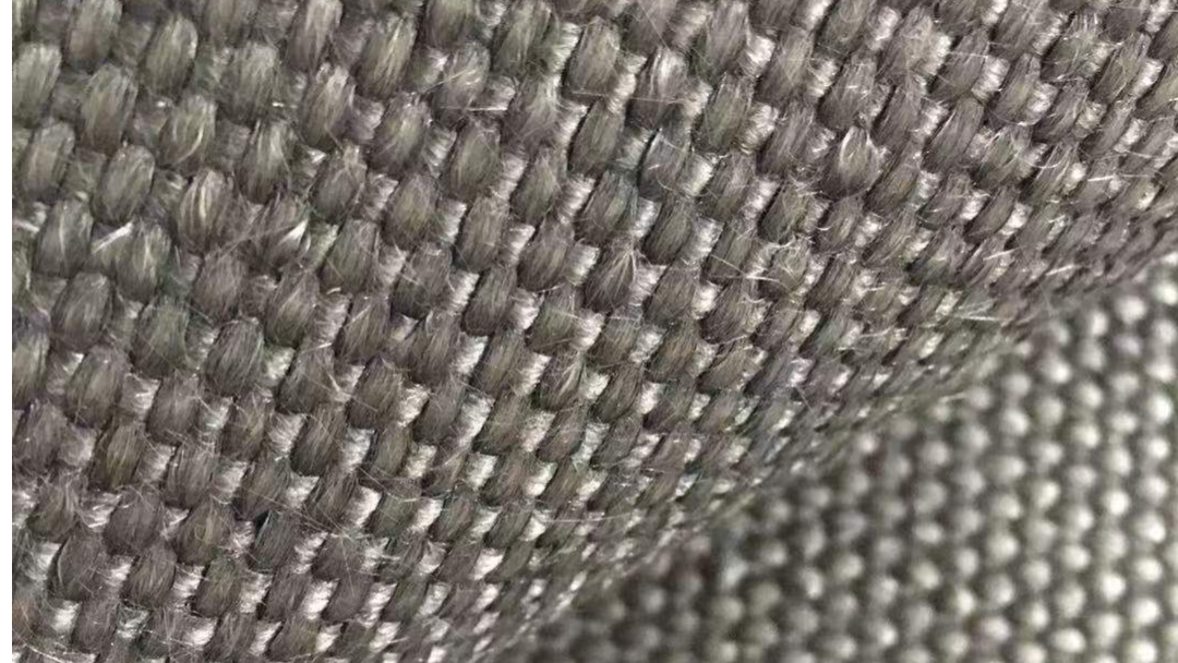 蘇州冠亞：玻璃纖維鋼絲布規格全解析與定制服務