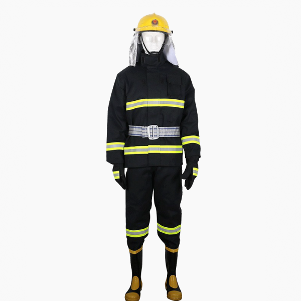 02款戰(zhàn)斗服