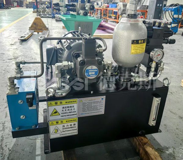 ���ػ���СҺѹվ