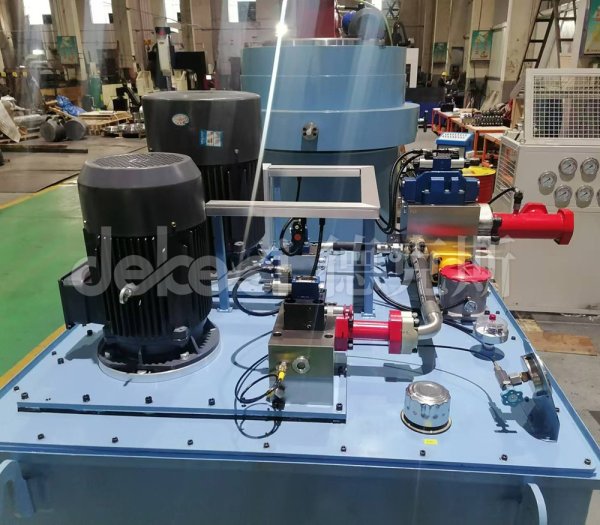 壓機(jī)液壓系統(tǒng)