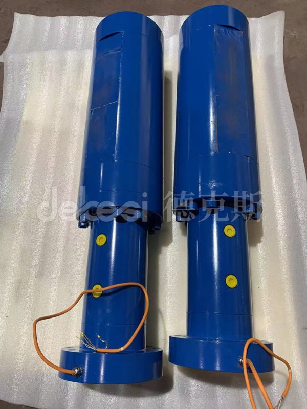 ������͸�