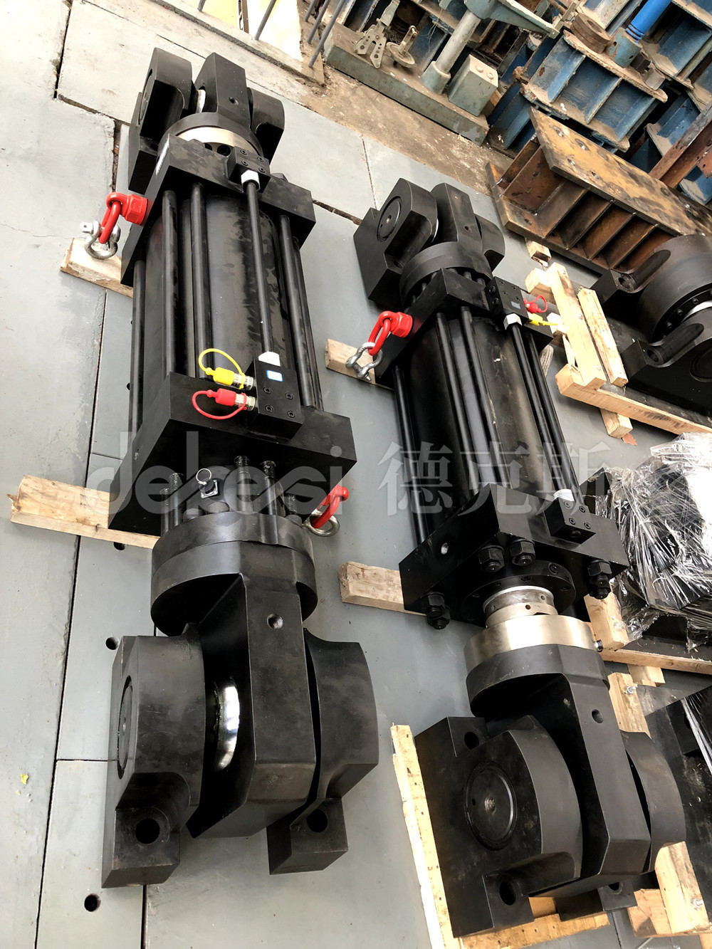 ������͸�