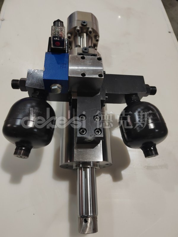 ������͸�