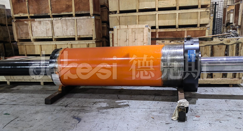 ������͸�