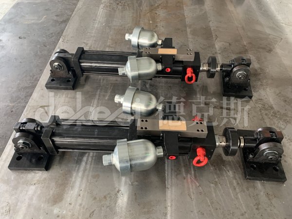 ������͸�