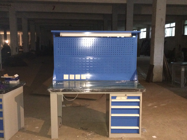 無錫防靜電工作臺(tái)定制 南京宏佳金屬制品供應(yīng)