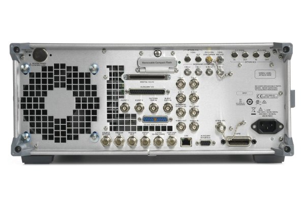 KEYSIGHT E8267D PSG 矢量信號(hào)發(fā)生器，100 kHz 至 44 GHz