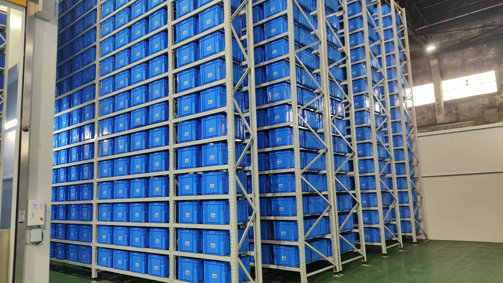 某家電冰箱壓縮機(jī)料箱庫(kù)項(xiàng)目