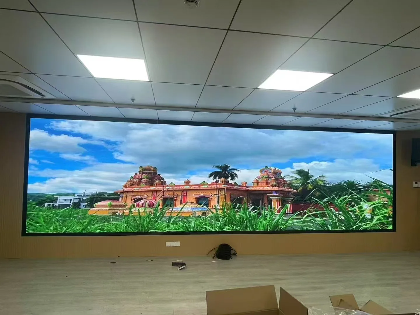 Screen Led Hall Indoor LED Display for Corporate Conference Hall | P2.5 Fixed LED Screen