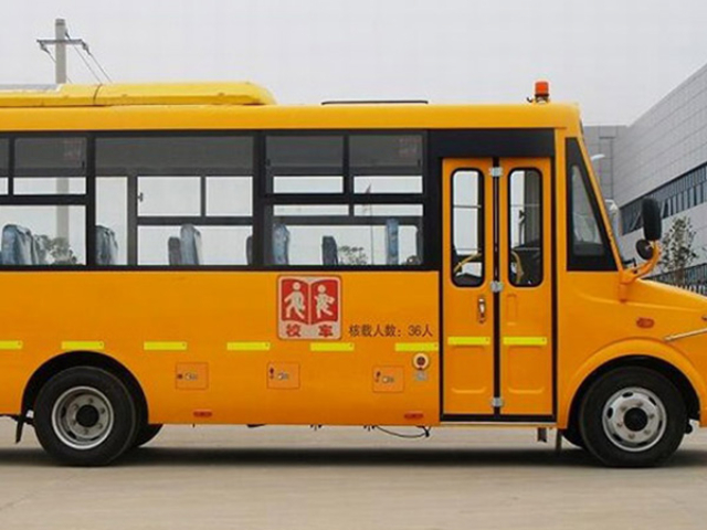 徐匯區(qū)中學校車租賃收費 上海美捷汽車服務(wù)供應(yīng)