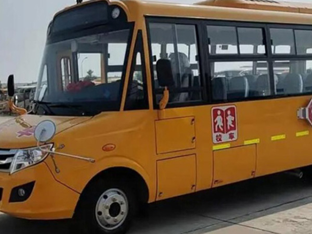 高中校車租賃公司 上海美捷汽車服務(wù)供應(yīng)