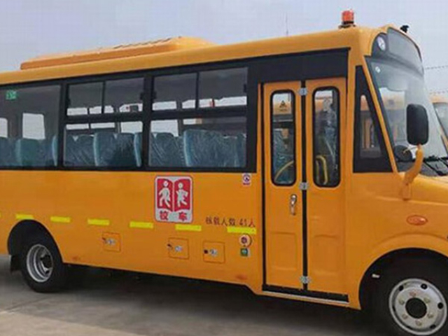 松江區小學校車租賃價格 上海美捷汽車服務供應