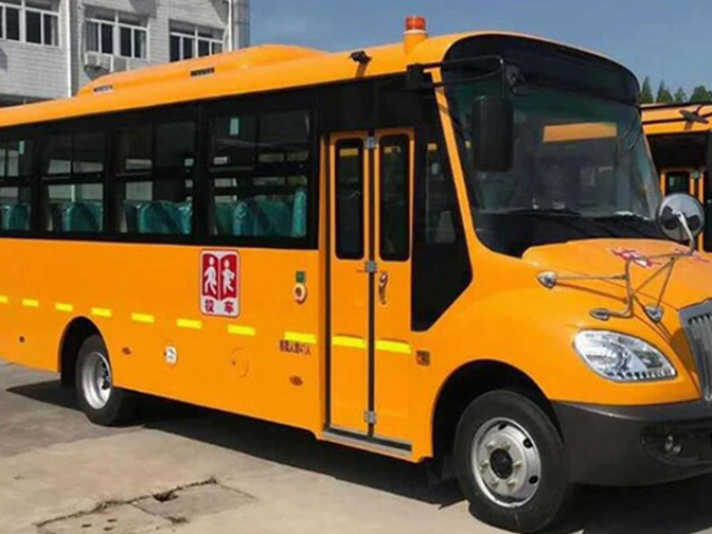 崇明區(qū)大型校車租賃多少錢一年 上海美捷汽車服務(wù)供應(yīng)