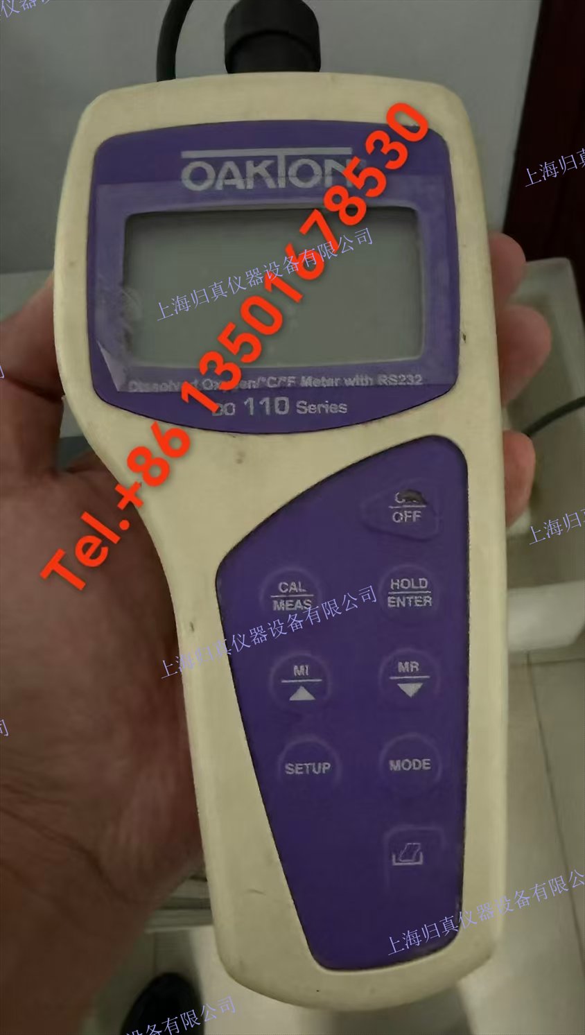 手提式溶解氧儀 品牌：OAKTON 型號(hào)：DO110 技術(shù)參數(shù)： 1、測(cè)試參數(shù)：溶解氧/℃ 2、特點(diǎn)：經(jīng)濟(jì)型溶氧儀 3、溶解氧量程：0.00到19