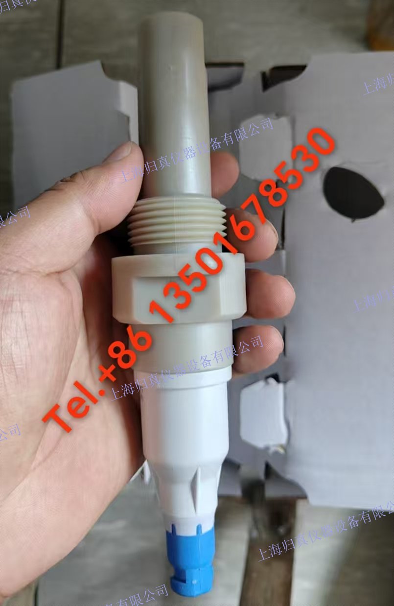 E+H 恩德斯豪斯Endress+Hauser Condumax CLS21D-C1N1 應(yīng)用:水、污水、過程、介質(zhì)分離、工業(yè)水。 特點:雙電極系統(tǒng)，適用於中等