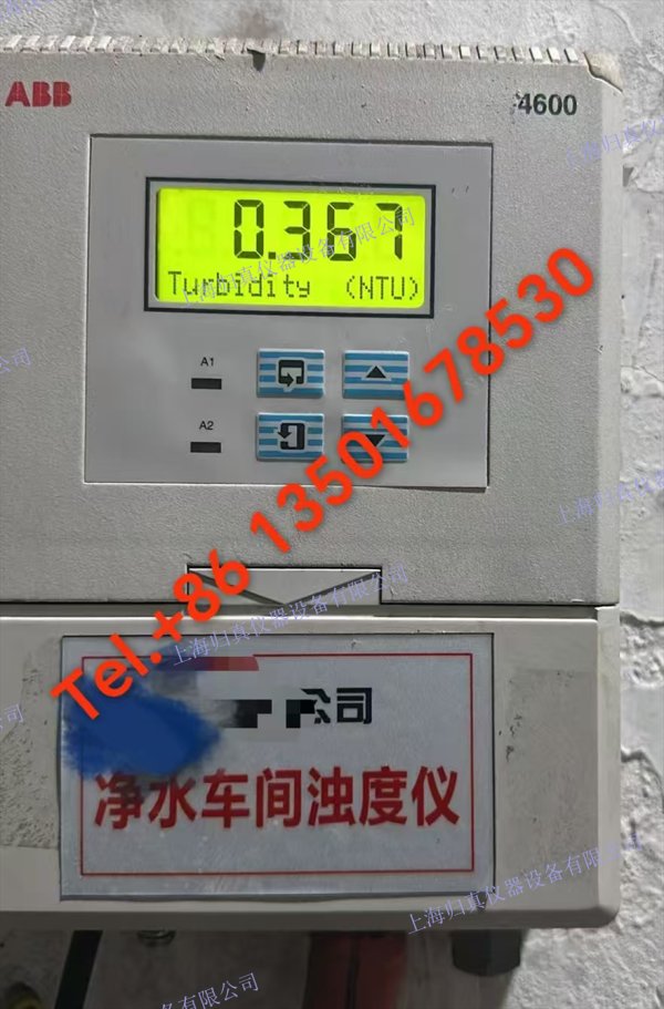 ABB低量程濁度系統(tǒng) 4690: 4600 濁度測量是飲用水中關鍵測量參數(shù)，表徵水質清潔程度和過濾效果（如，是否用致病的病原體存在）。 ABB 4690濁度測量