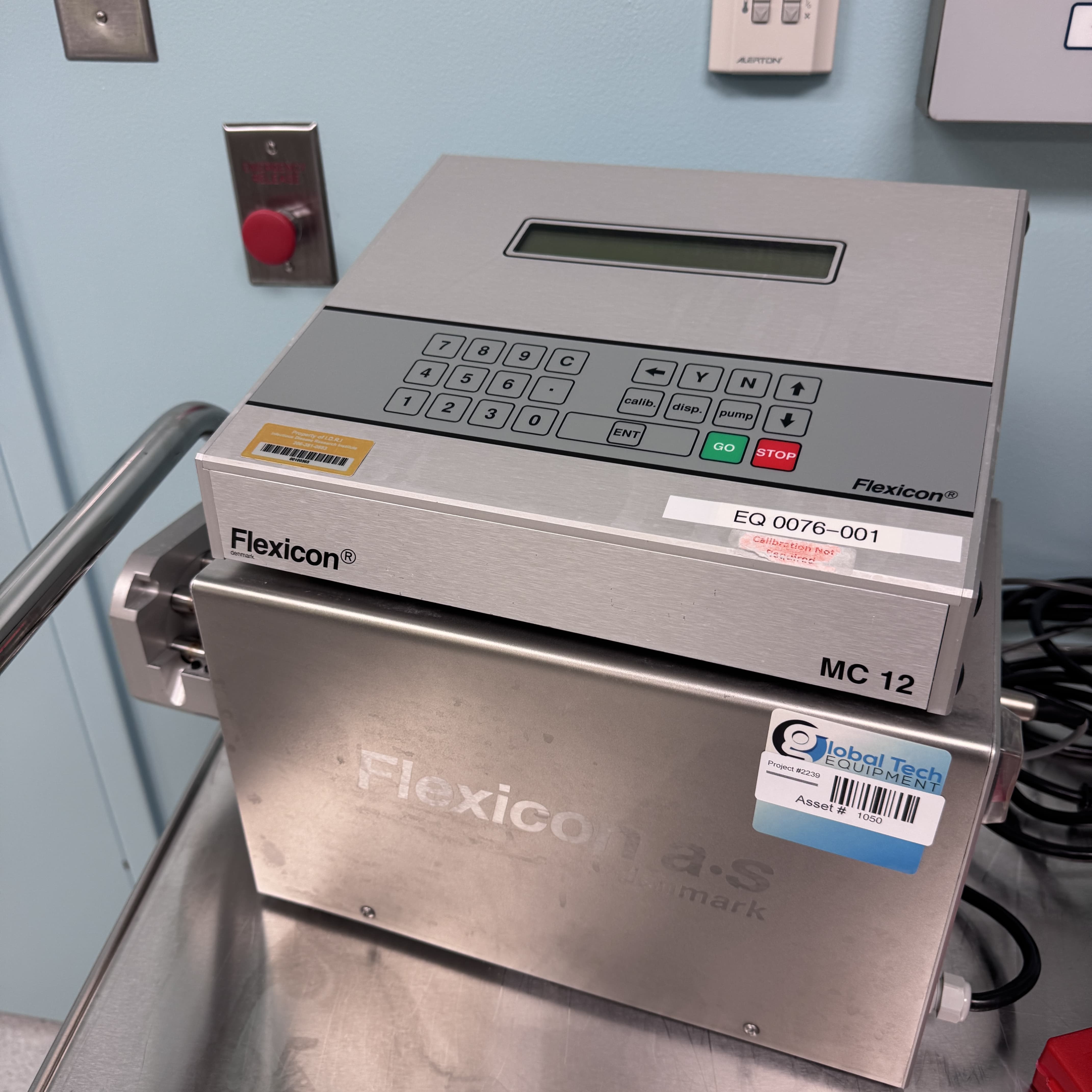 Flexicon PD12L feeder with MC12-B controller