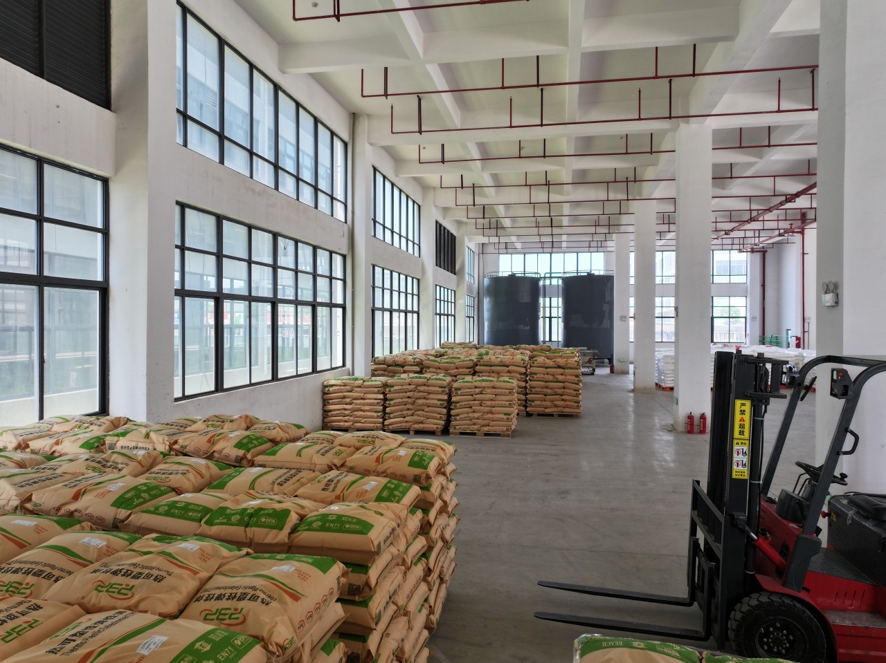 TPE脚轮供应商怎么选？若邦新材料的实战