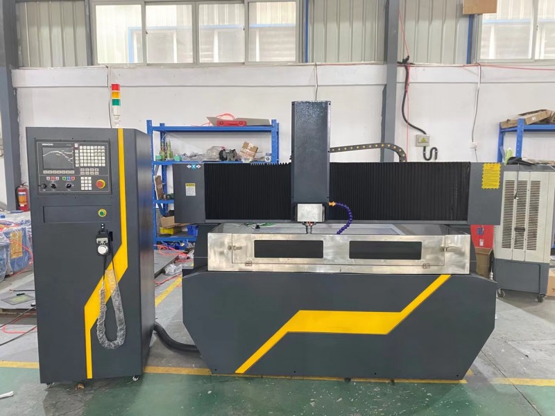 广东雕刻机厂家的精度革新路径