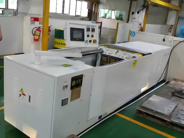 無錫臥式合模機定制 東莞市偉利機械供應