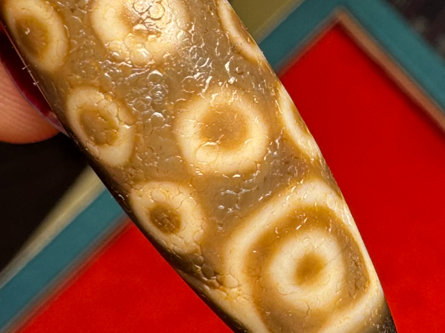 山東特色地覺(jué)醒二十一眼天珠規(guī)格