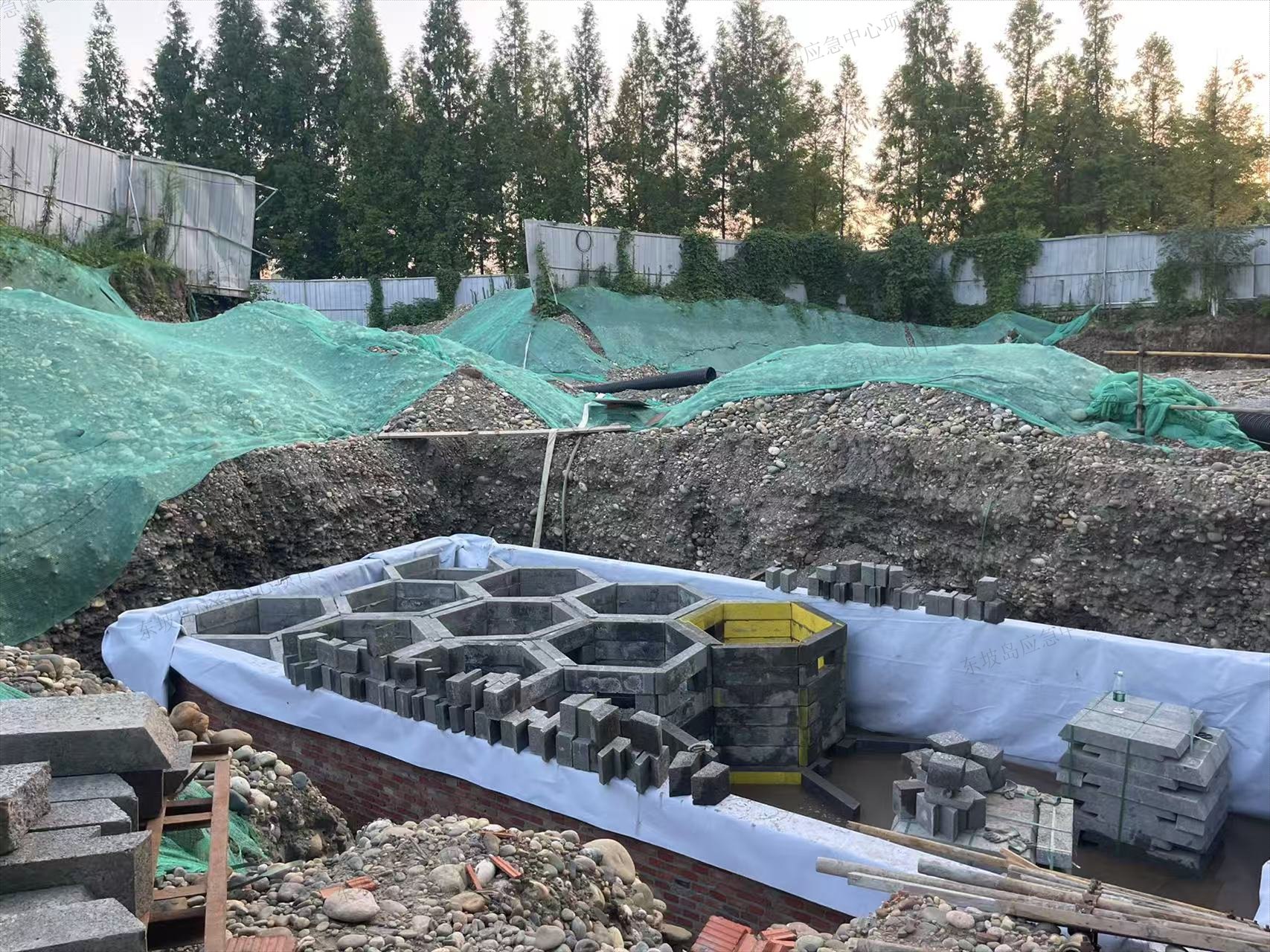 東坡島應(yīng)急中心項目硅砂模塊