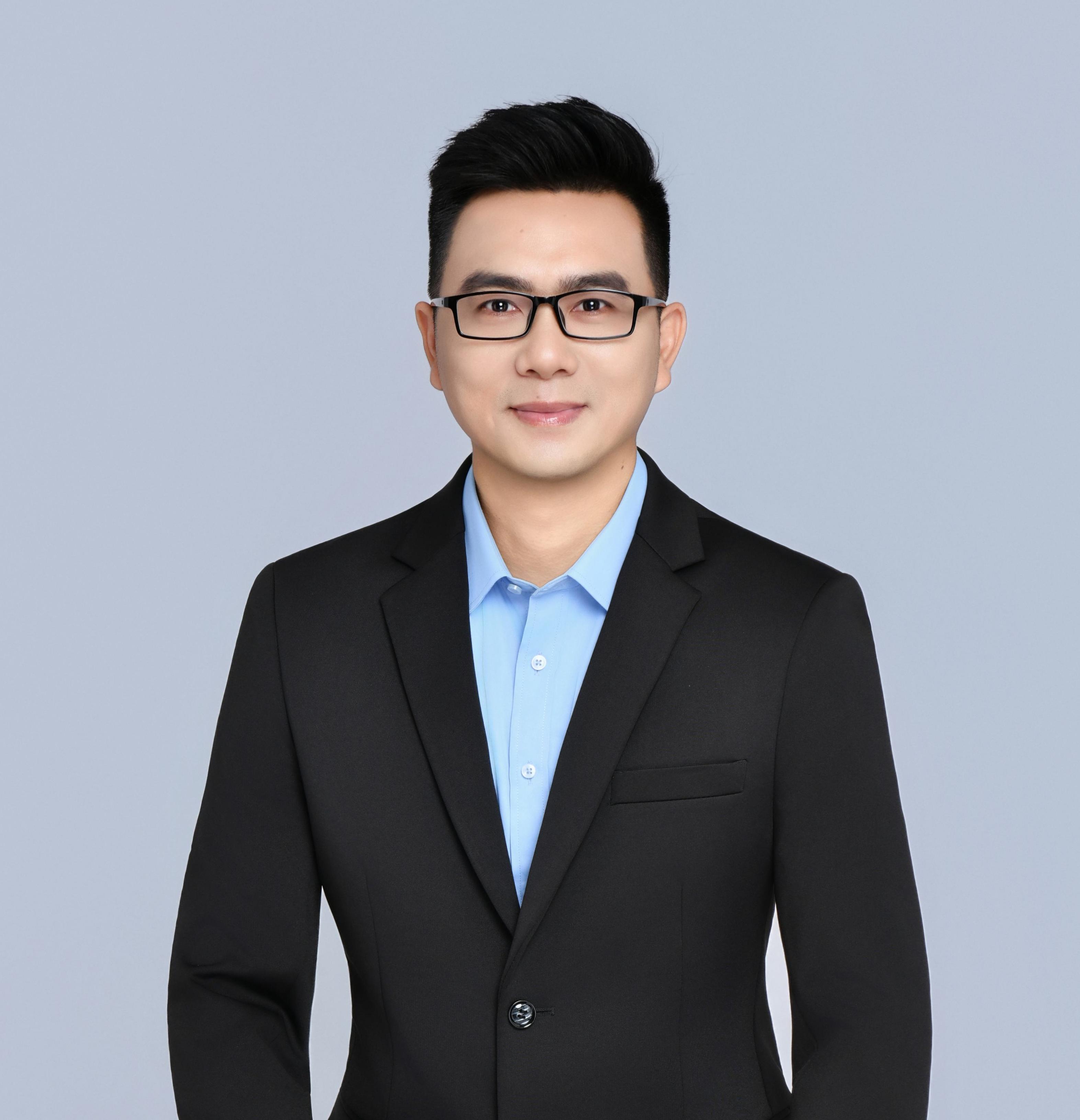 曾春成(宏成)老師講師咨詢師簡(jiǎn)介——百慧豐公司治理/頂層機(jī)制設(shè)計(jì)咨詢總顧問-企培網(wǎng)