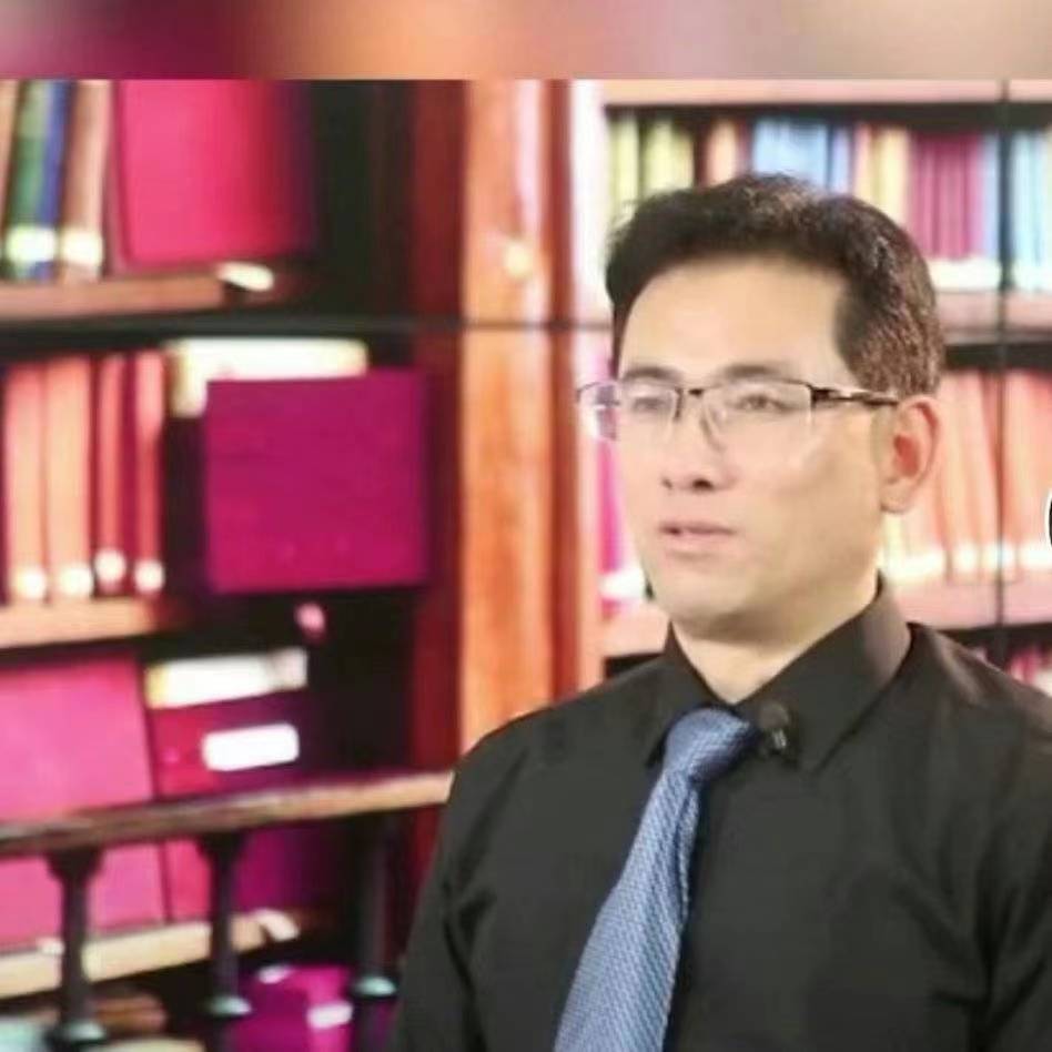 張芳山教授企業(yè)管理培訓(xùn)講師簡(jiǎn)介-實(shí)戰(zhàn)法律法規(guī)專家-百慧豐-企培網(wǎng)